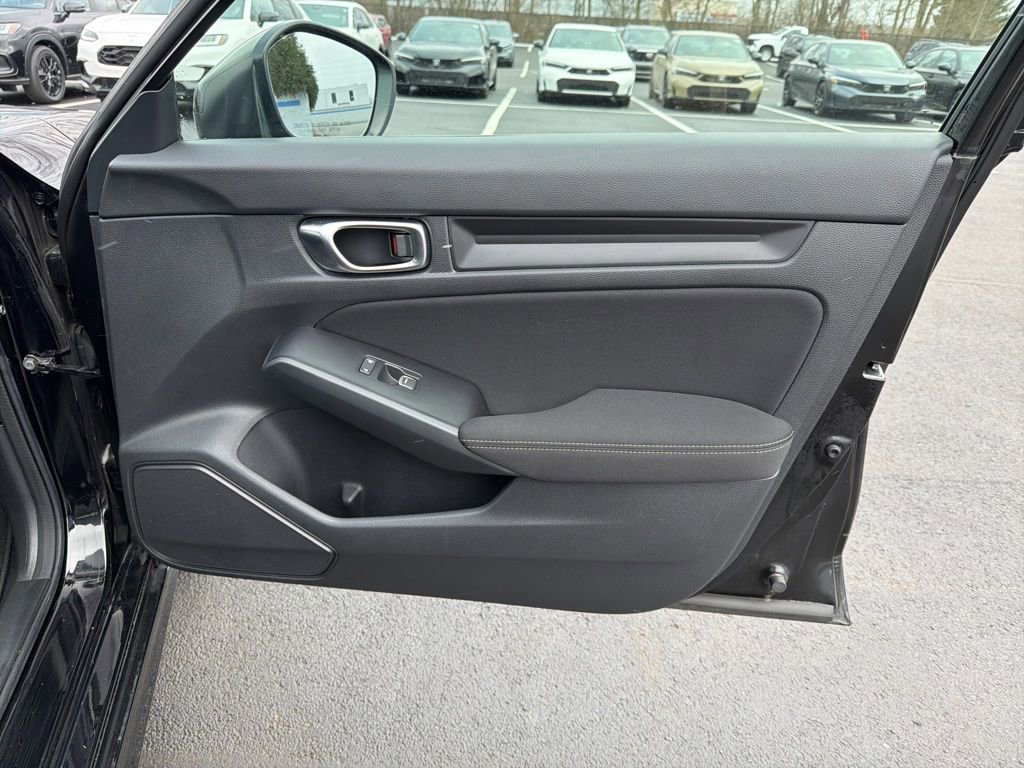 Used 2023 Honda Civic Sport image 25