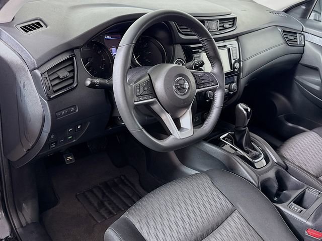 Certified 2018 Nissan Rogue SV image 11