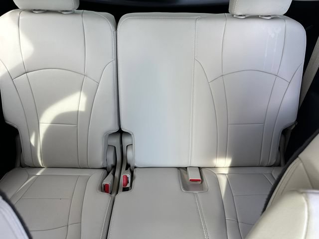 Certified 2023 Buick Enclave Essence w/ Experience Buick Package AWD/4WD image 22