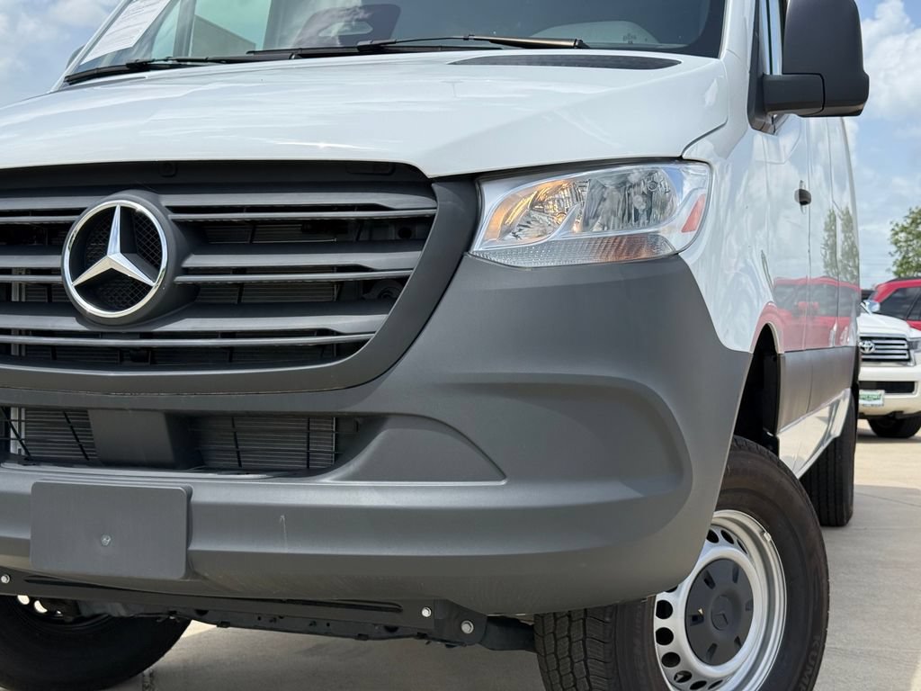Used 2025 Mercedes-Benz Sprinter 2500 image 7