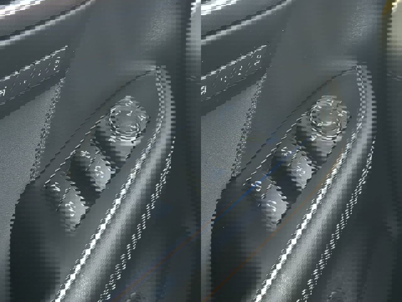 New 2025 Buick Envision Sport Touring image 24