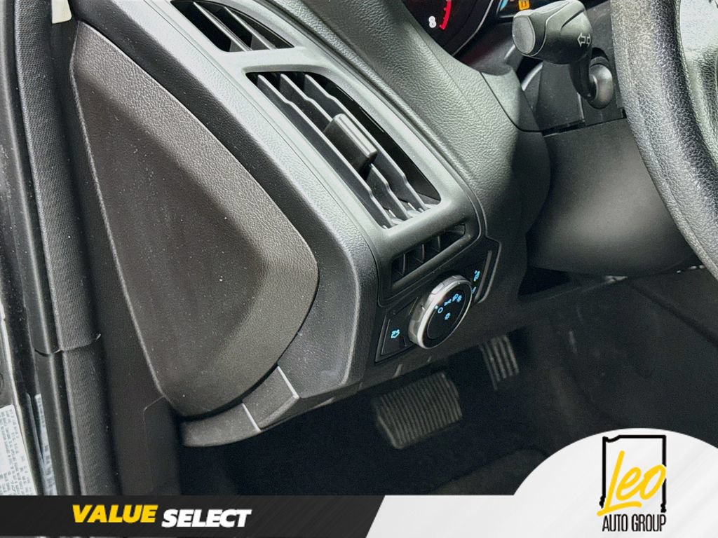 Used 2018 Ford Focus S FWD image 12