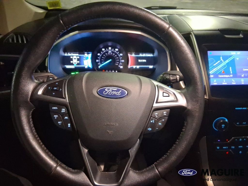 Used 2019 Ford Edge SEL w/ Equipment Group 201A image 17