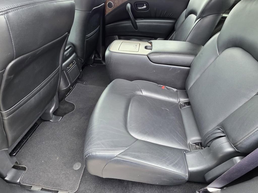Used 2024 Nissan Armada SL w/ Captain's Chairs Package image 10