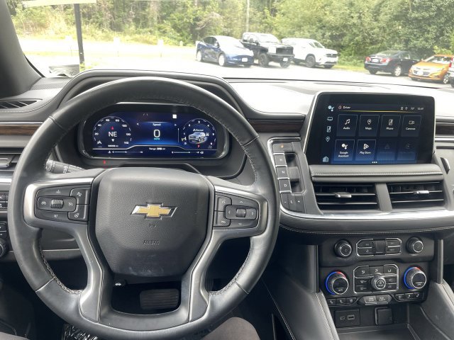 Used 2023 Chevrolet Suburban Premier AWD/4WD image 14