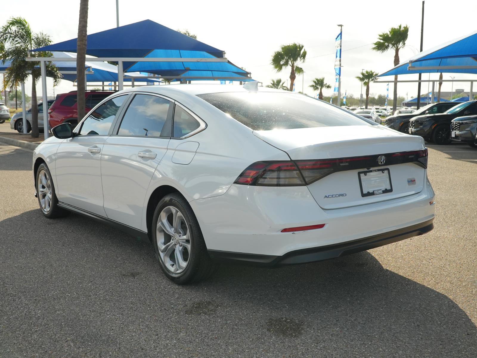 Used 2023 Honda Accord LX image 8