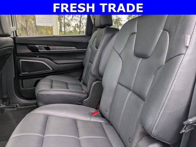 Used 2023 Kia Telluride SX image 16