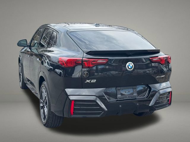 Used 2025 BMW X2 xDrive28i w/ M Sport Package image 3