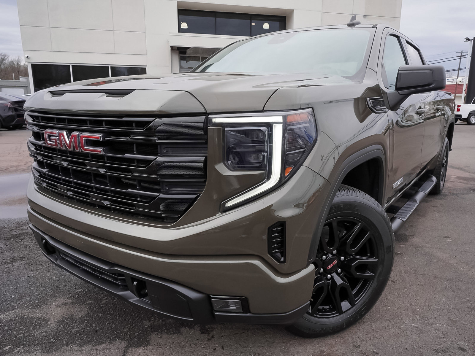 Used 2023 GMC Sierra 1500 Elevation image 47