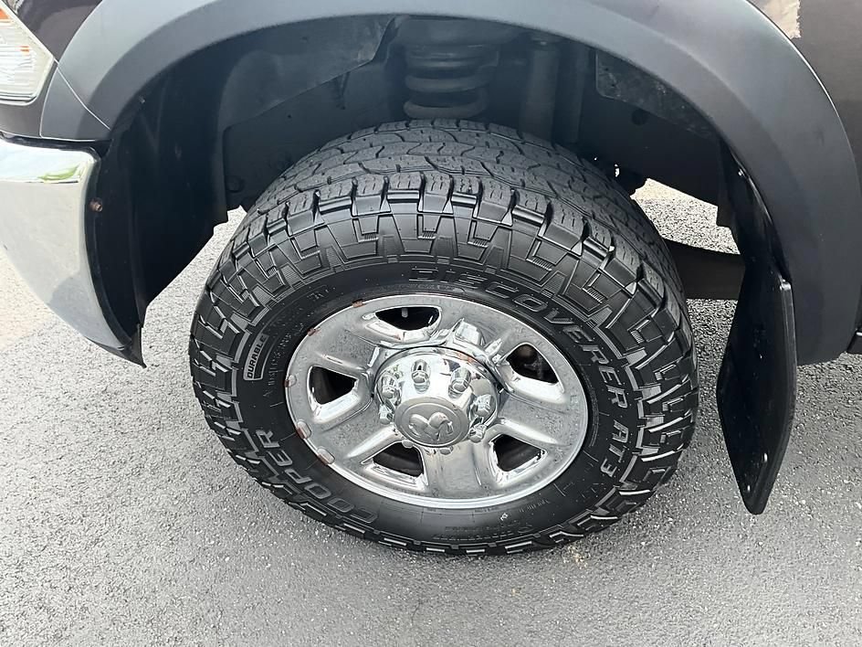 Used 2017 RAM 2500 Tradesman w/ Chrome Appearance Group AWD/4WD image 11