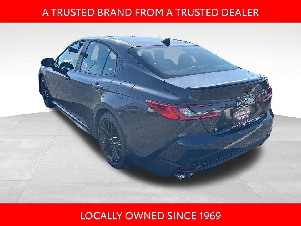 New 2026 Toyota Camry Hybrid image 3