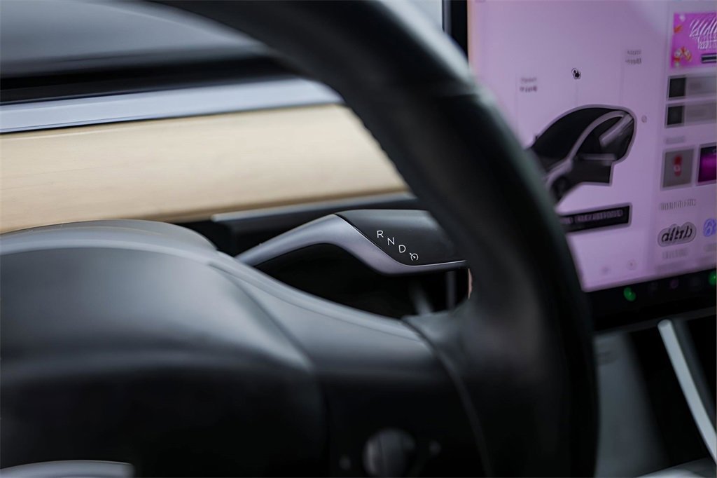 Used 2018 Tesla Model 3 Long Range image 14