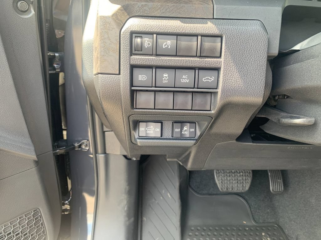 New 2026 Toyota Tacoma Limited AWD/4WD image 31