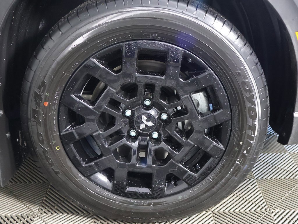 New 2026 Mitsubishi Outlander Trail Edition image 24