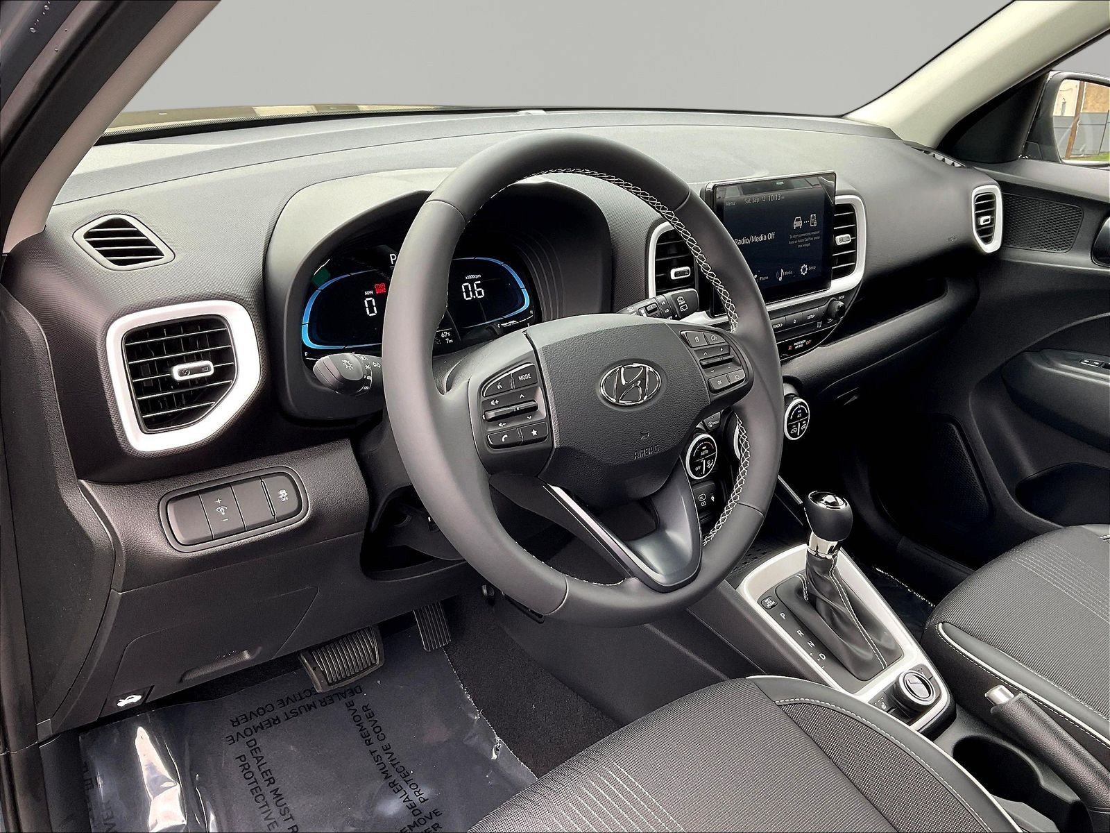 New 2026 Hyundai Venue SEL FWD image 15