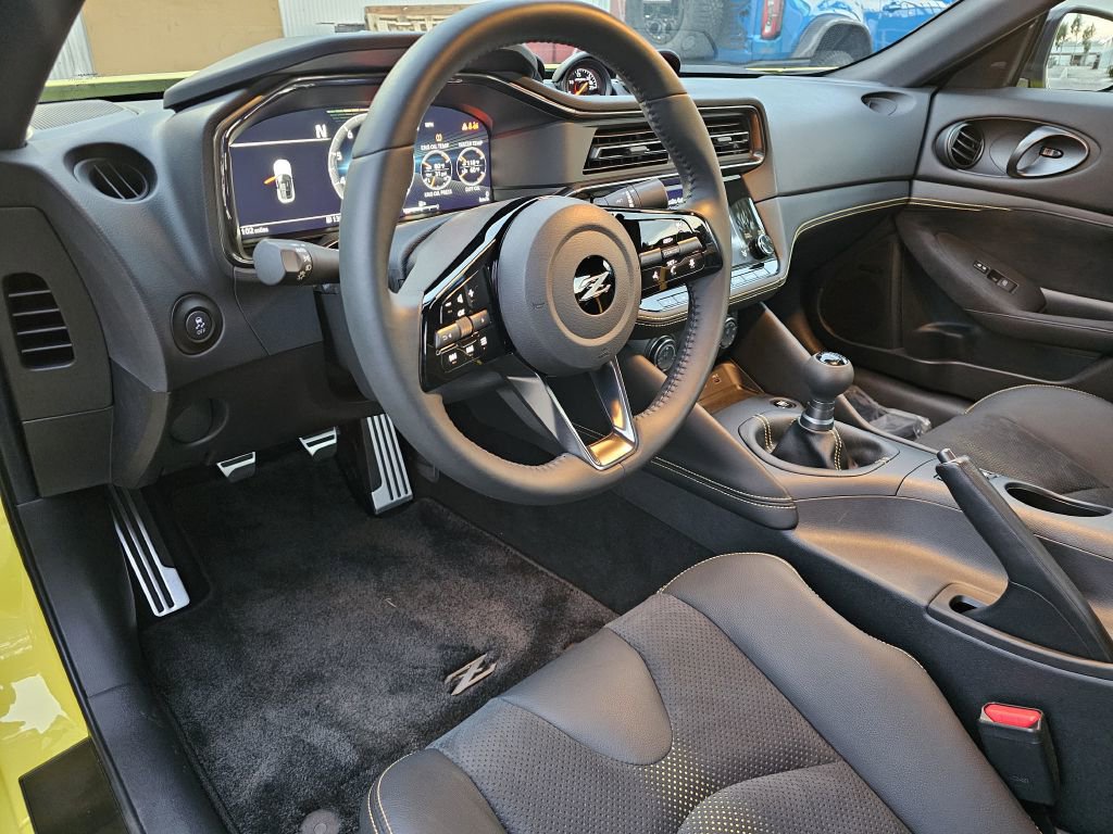 Used 2023 Nissan Z w/ Floor Mat Package (L93) image 17