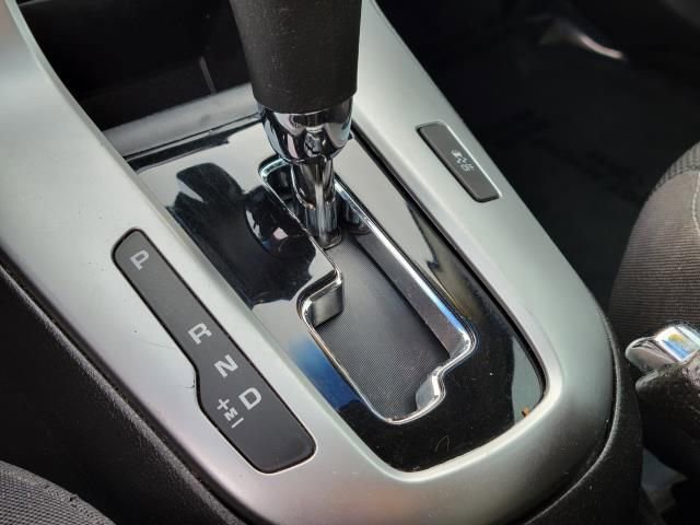 Used 2015 Chevrolet Cruze LT FWD image 26