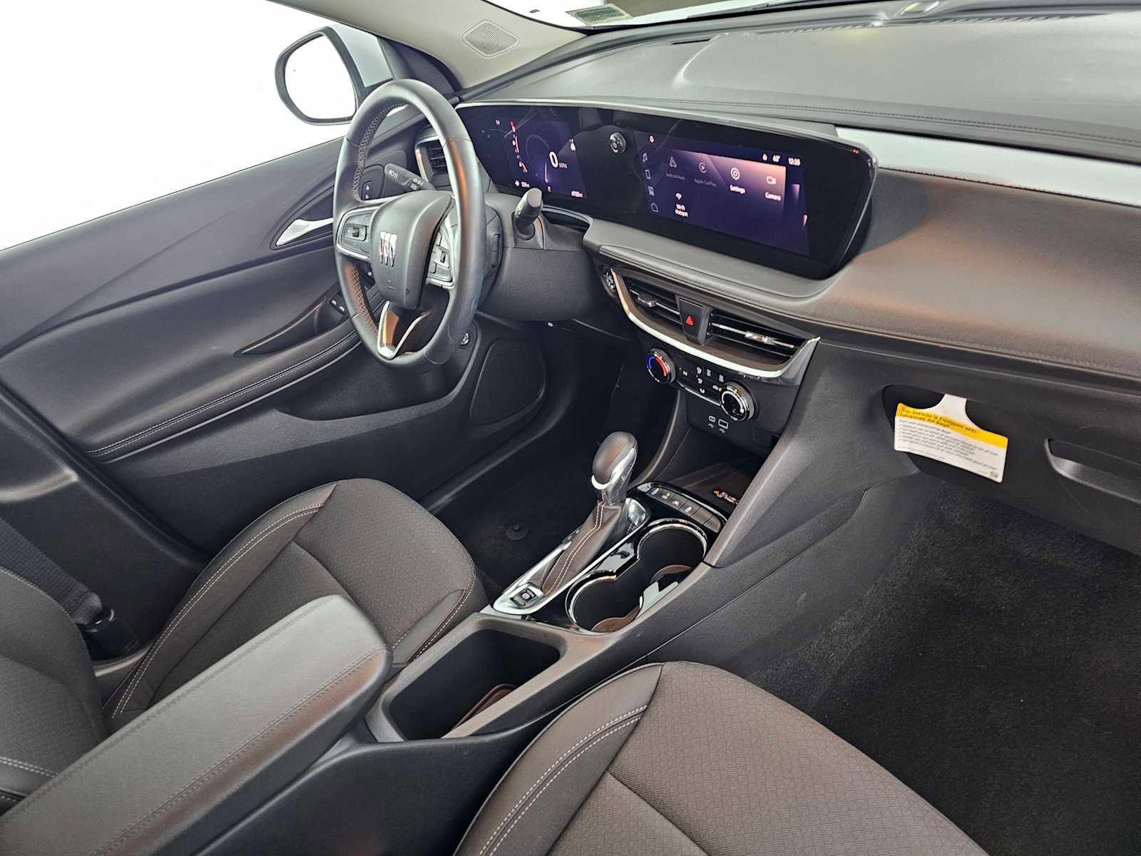 Used 2024 Buick Encore GX Preferred image 11