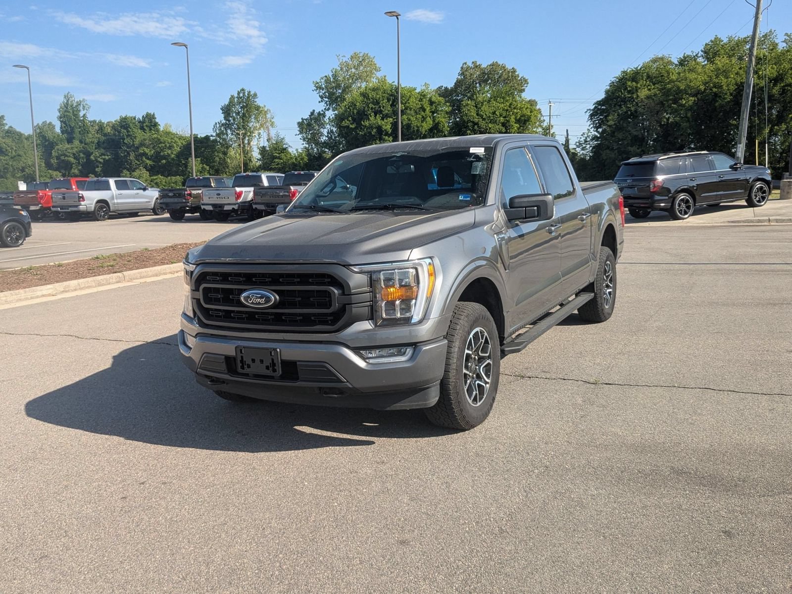 Used 2023 Ford F150 XLT w/ Equipment Group 302A High AWD/4WD image 7