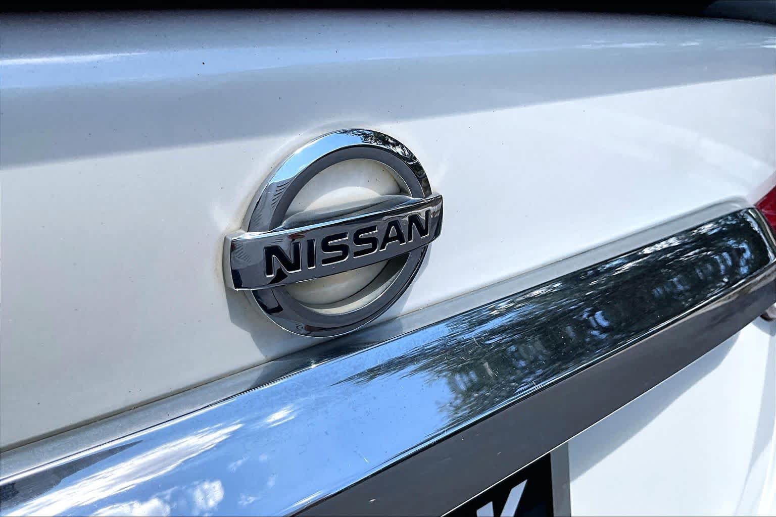 Used 2016 Nissan Maxima SR FWD image 31