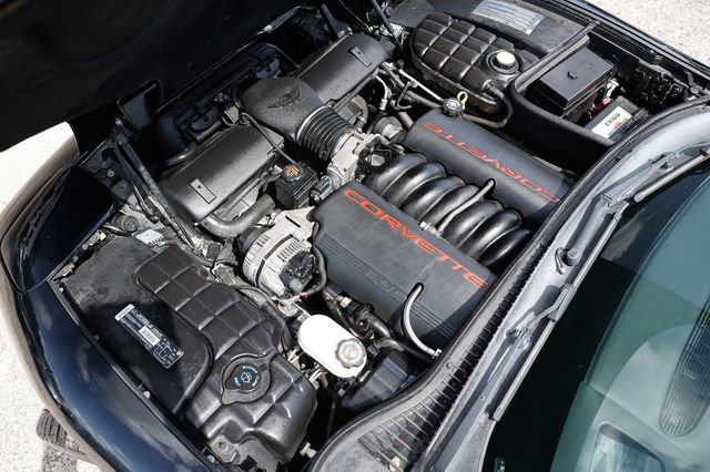 Used 2001 Chevrolet Corvette Convertible w/ Preferred Equipment Group2 RWD image 40