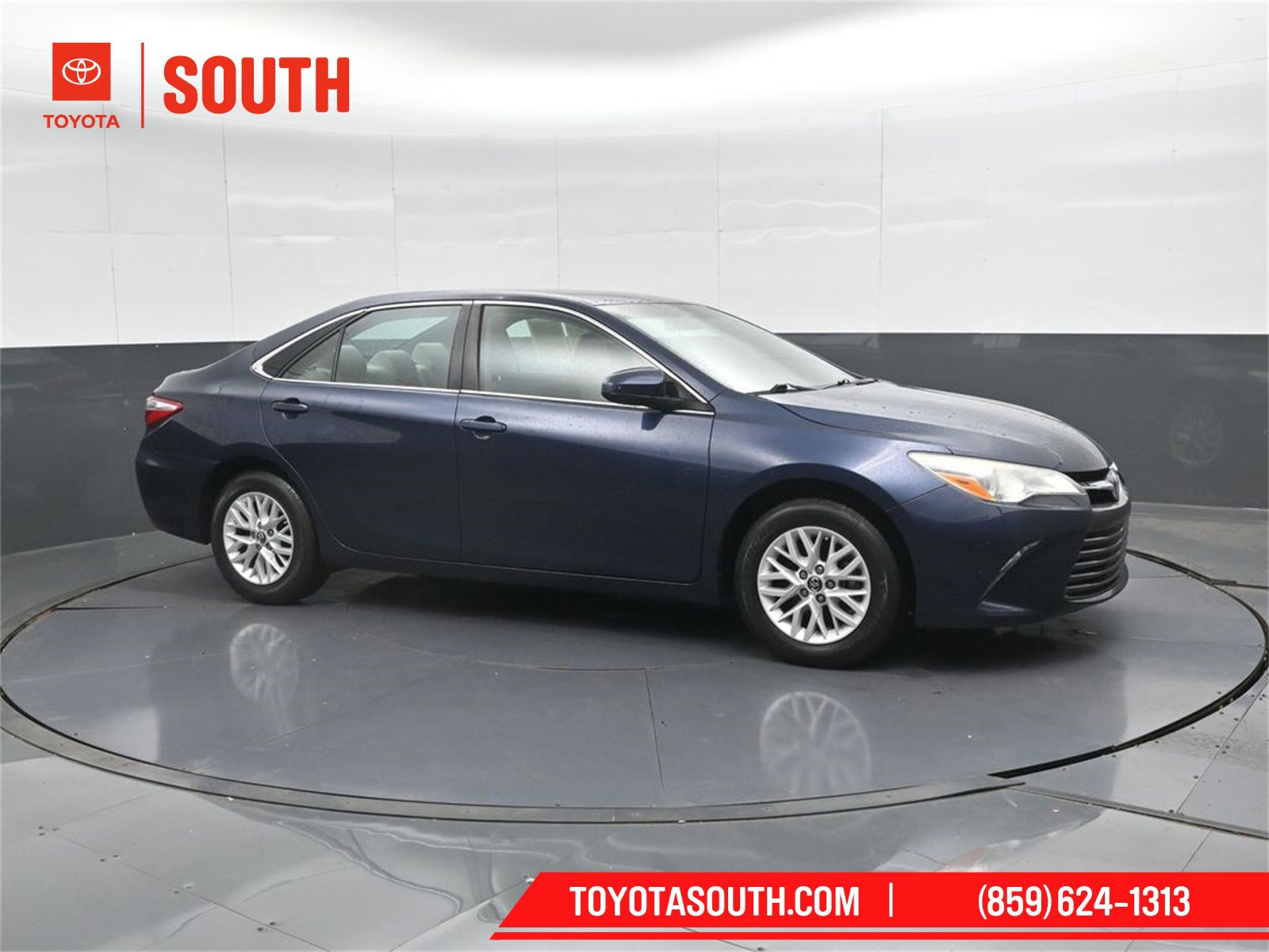 Used 2016 Toyota Camry LE