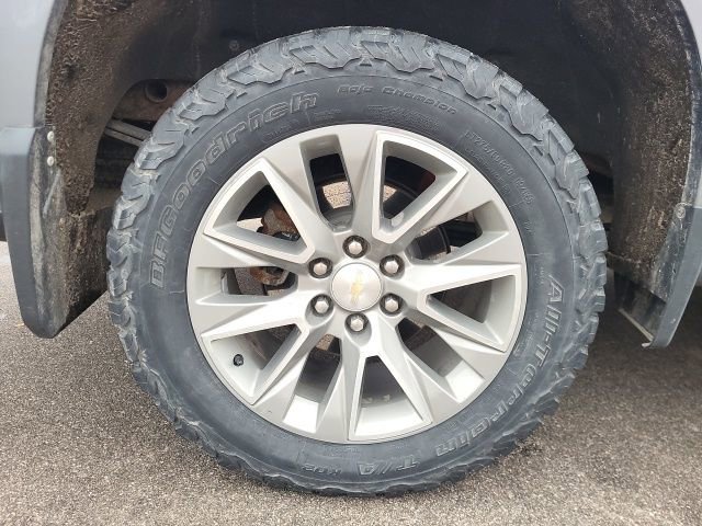 Used 2021 Chevrolet Silverado 1500 High Country w/ Safety Package II image 14