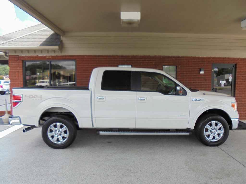 Used 2014 Ford F150 Lariat w/ Lariat Chrome Package AWD/4WD image 2