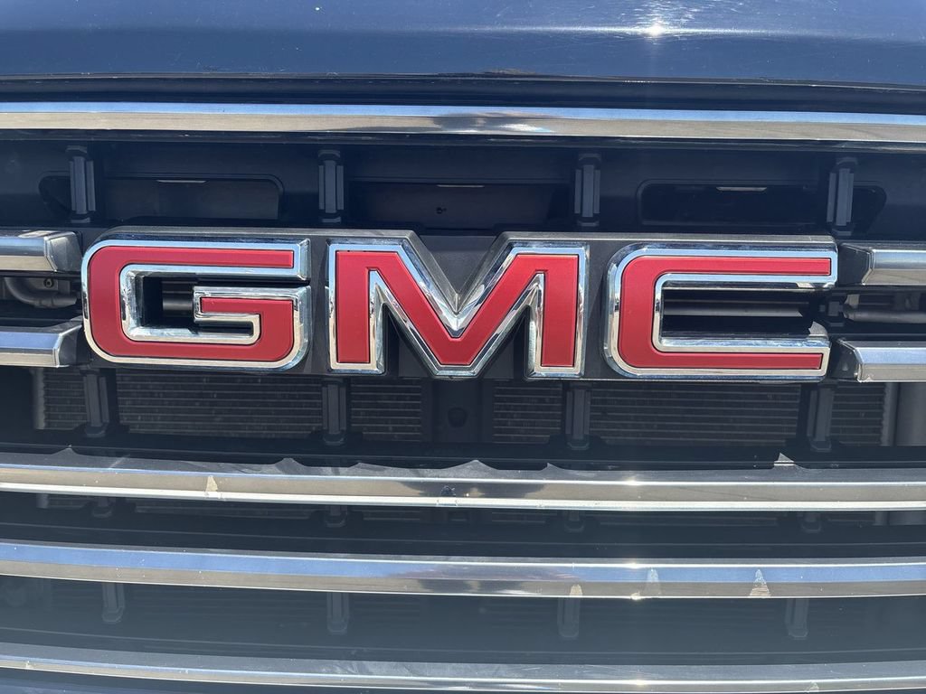 Certified 2022 GMC Sierra 2500 AT4 w/ Snow Plow Prep/Camper Package AWD/4WD image 34