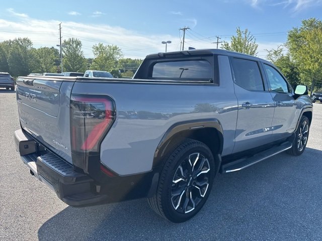 New 2024 GMC Sierra EV Denali image 6