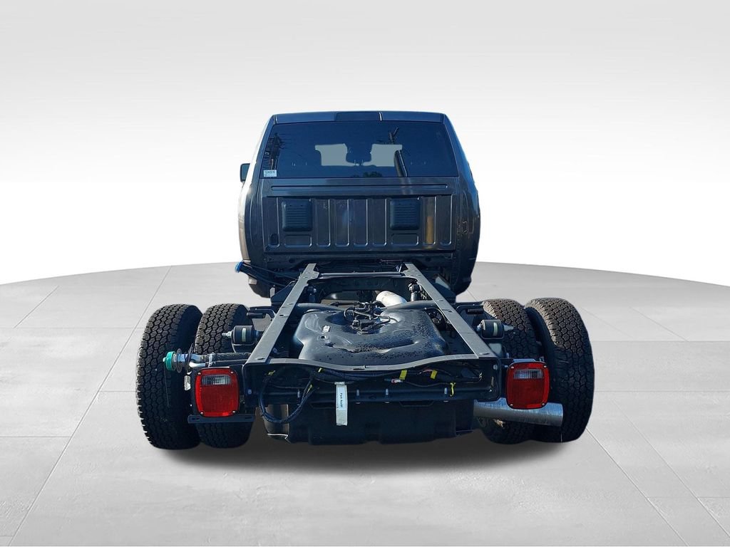 New 2026 RAM 3500 Tradesman w/ Chrome Appearance Group A AWD/4WD image 4