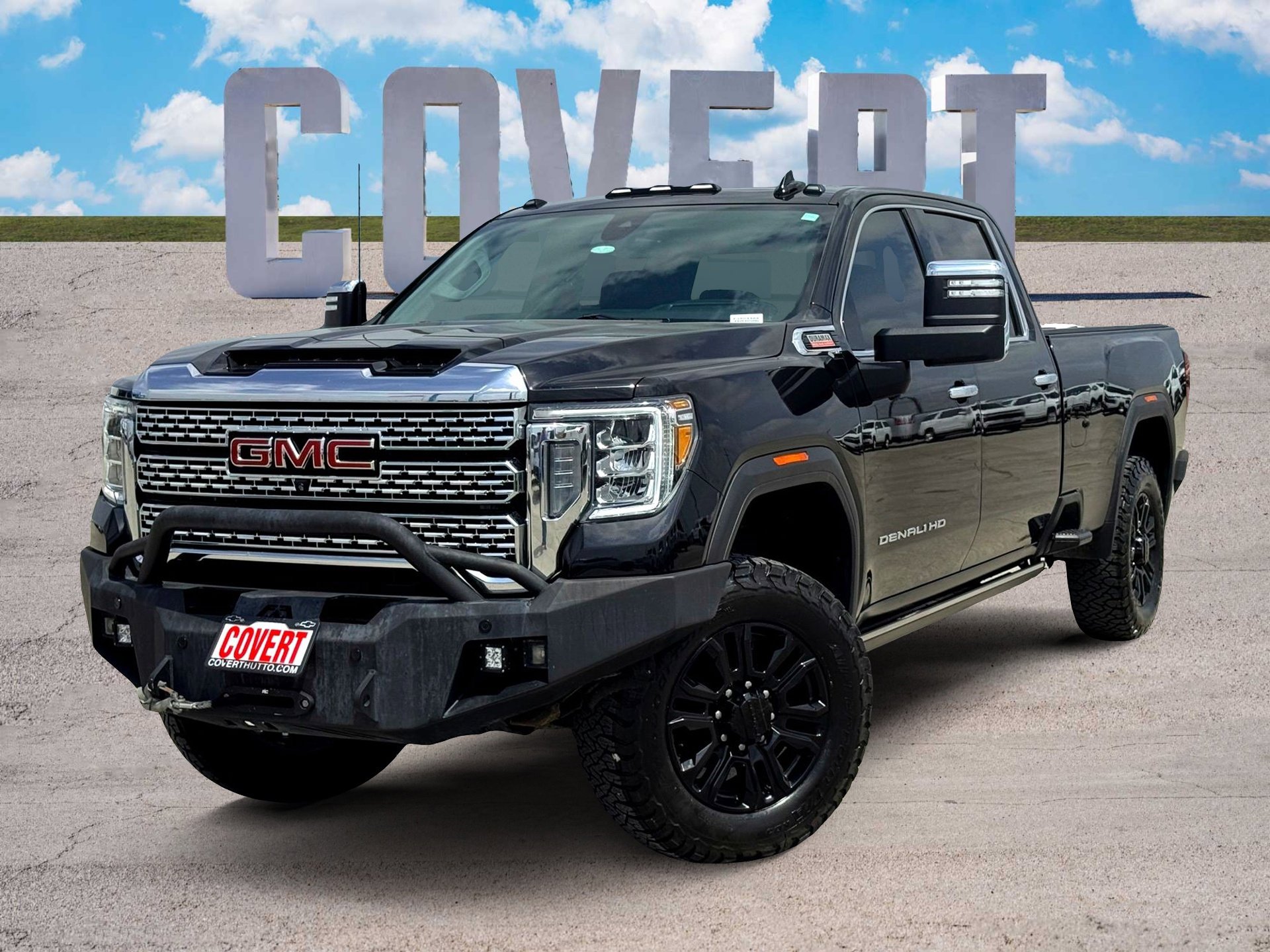 Used 2023 GMC Sierra 3500 Denali w/ Denali Black Diamond Edition image 1