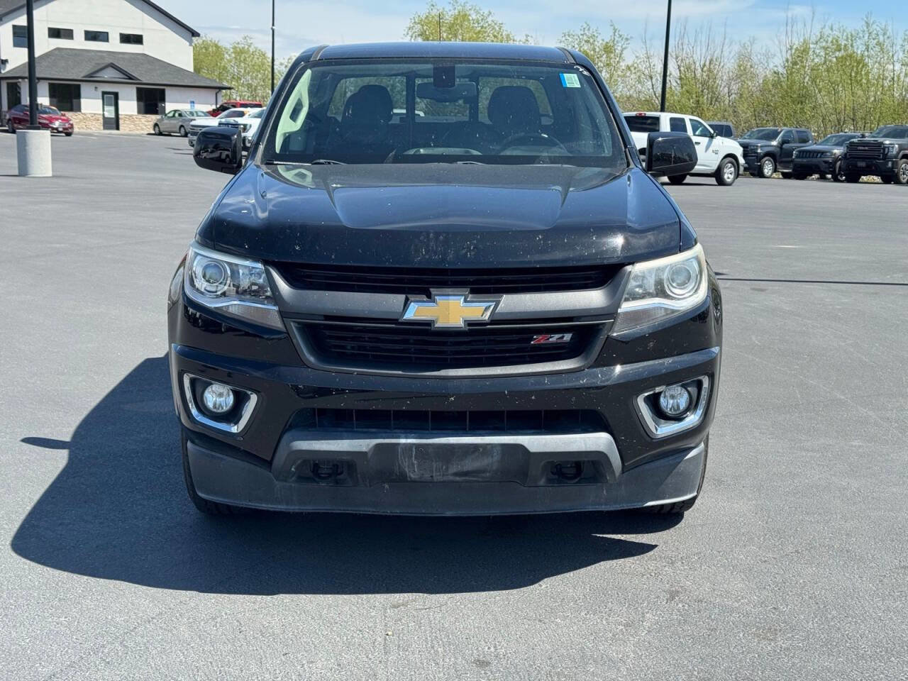 Used 2020 Chevrolet Colorado Z71 AWD/4WD image 2