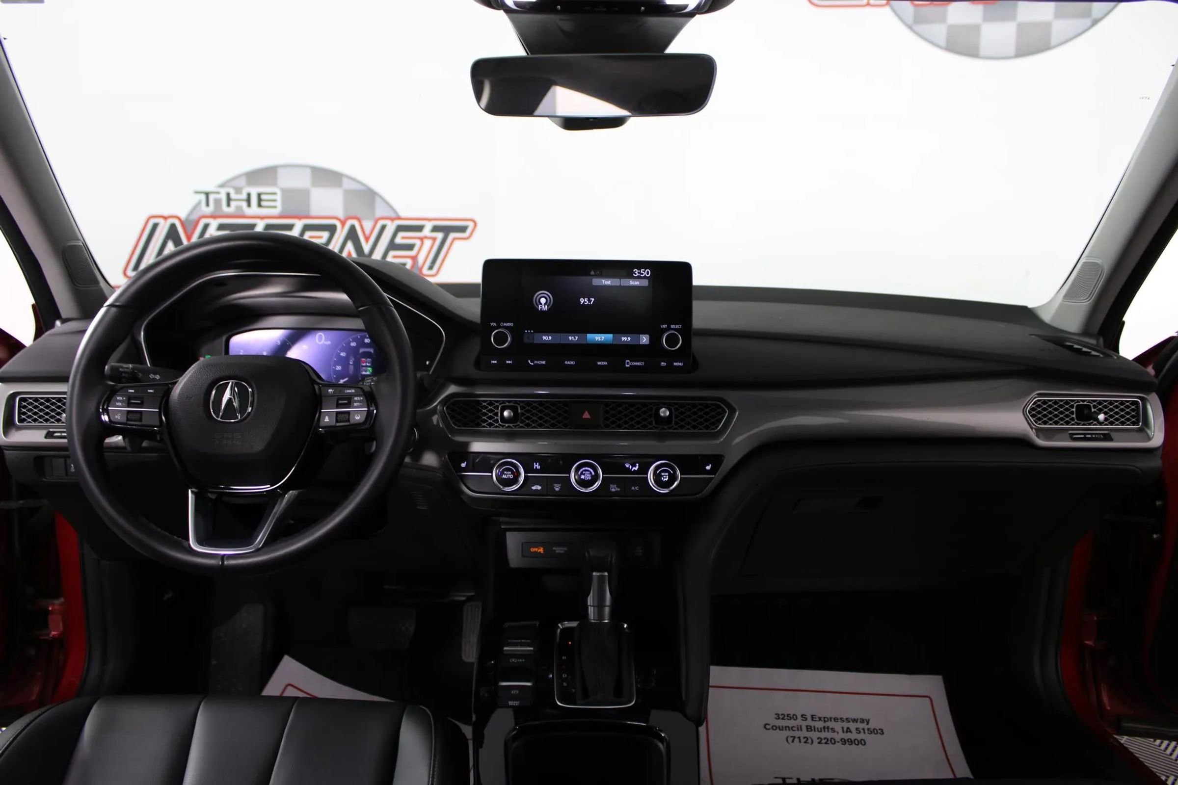 Used 2024 Acura Integra image 11