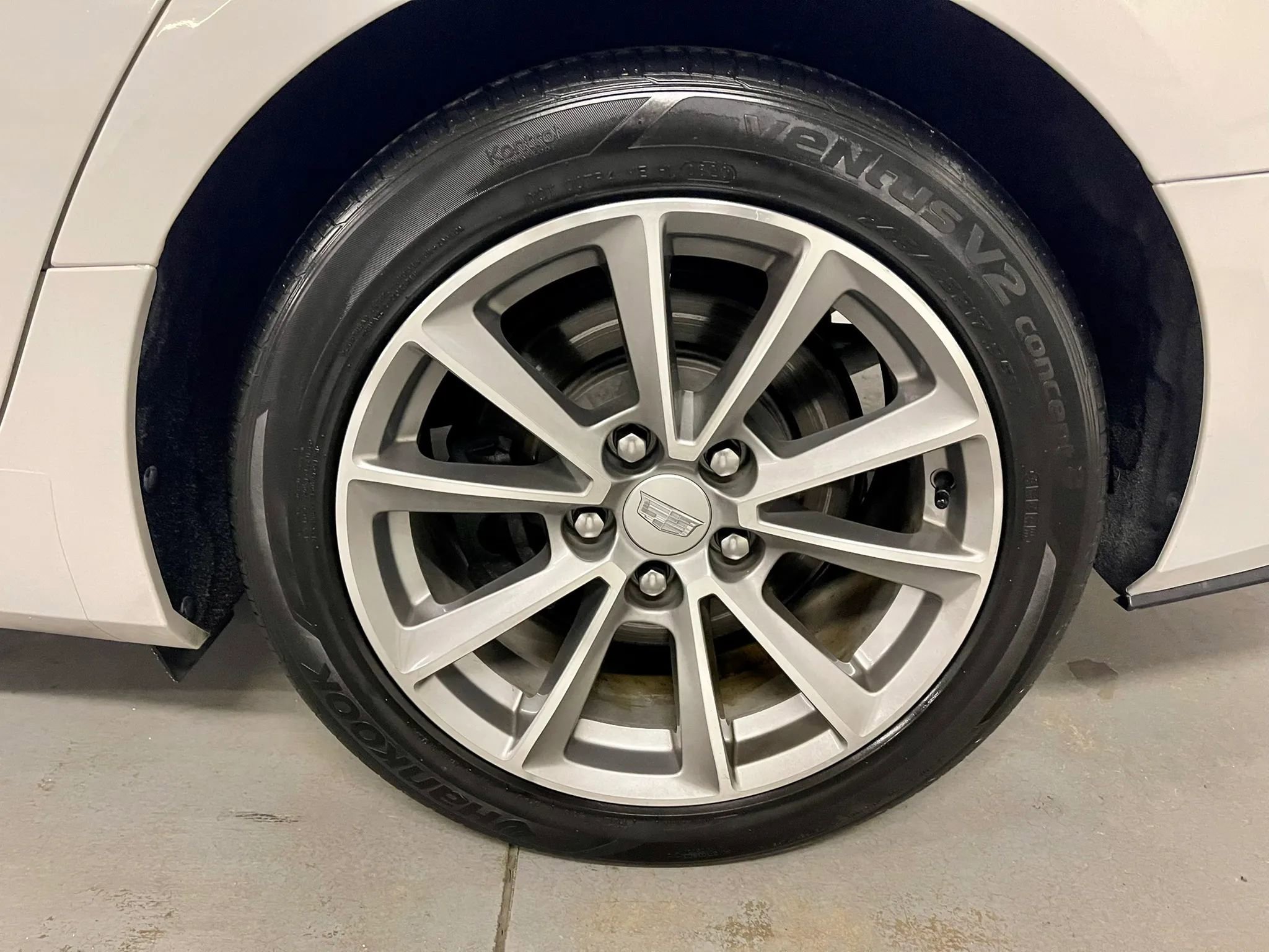 Used 2017 Cadillac CTS Luxury image 27