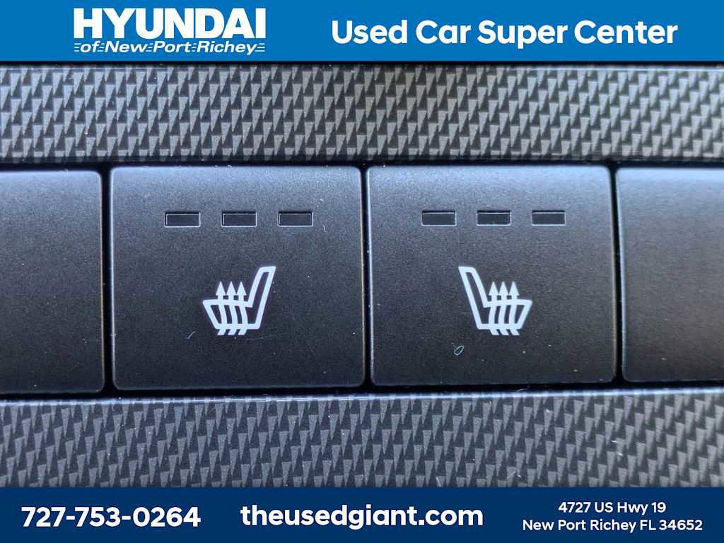 Used 2023 Hyundai Santa Fe SEL AWD/4WD image 29