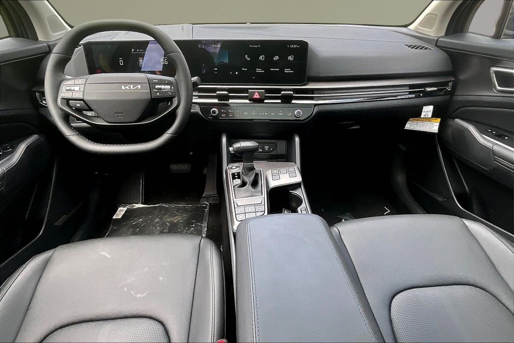 New 2026 Kia Sportage EX w/ EX Panorama Roof Package FWD image 5
