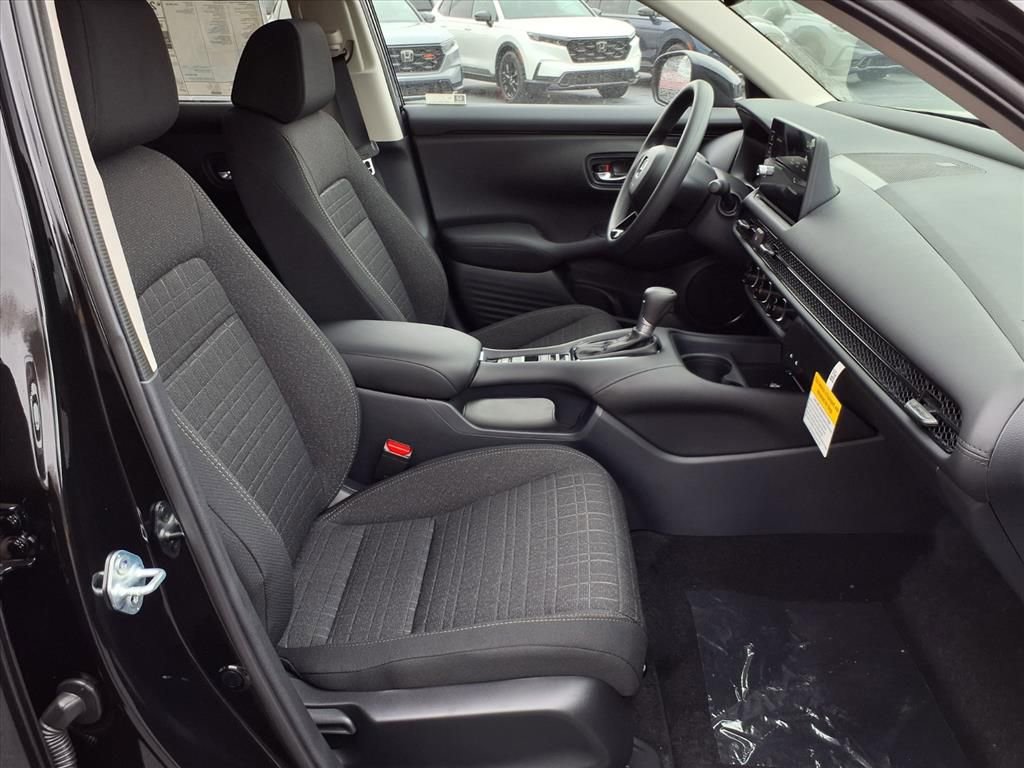 New 2026 Honda HR-V LX image 13