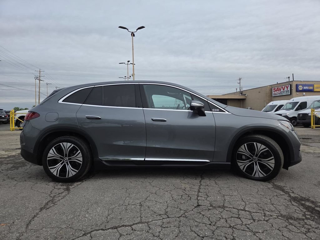 Used 2023 Mercedes-Benz EQE 350+ 4MATIC SUV w/ Exclusive Trim Package image 15