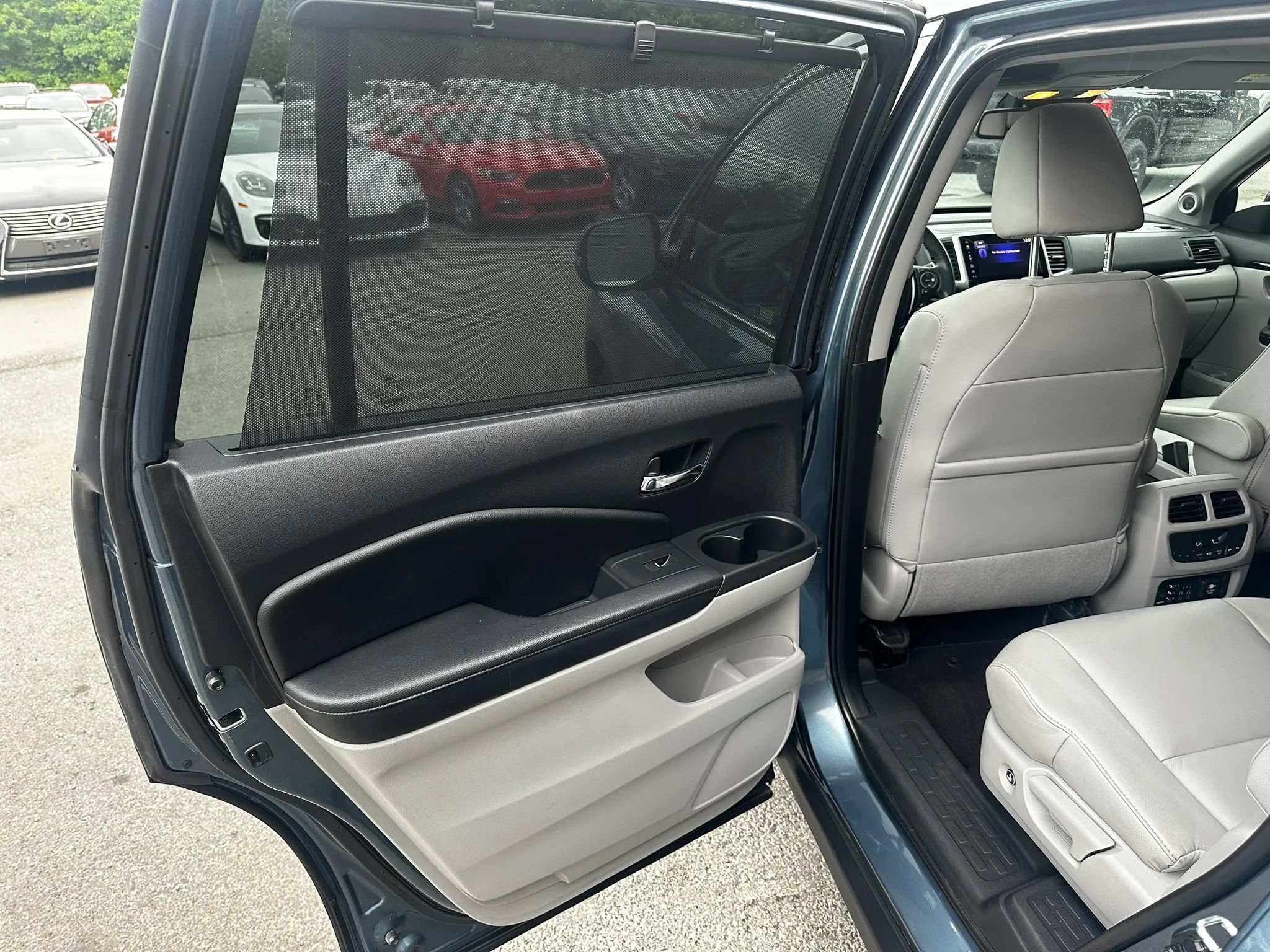 Used 2018 Honda Pilot Touring image 29