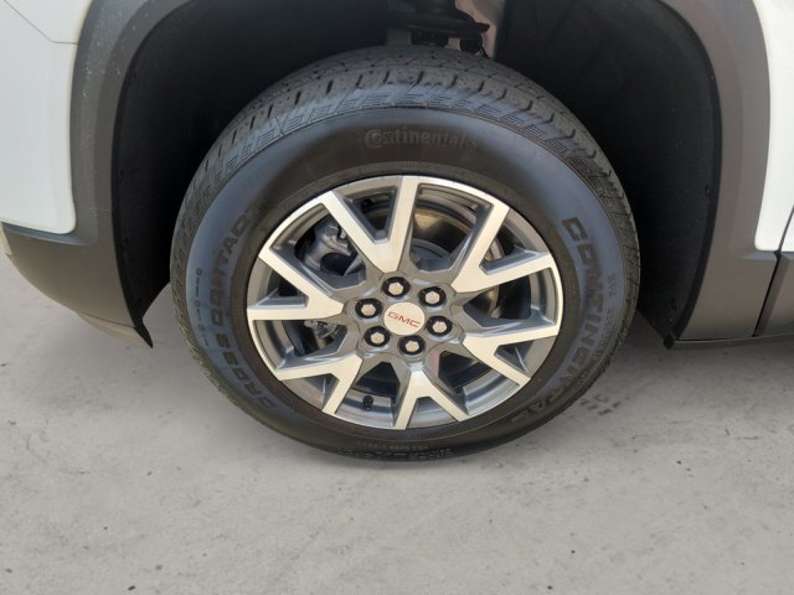 Used 2023 GMC Acadia SLE w/ Driver Convenience Package AWD/4WD image 10