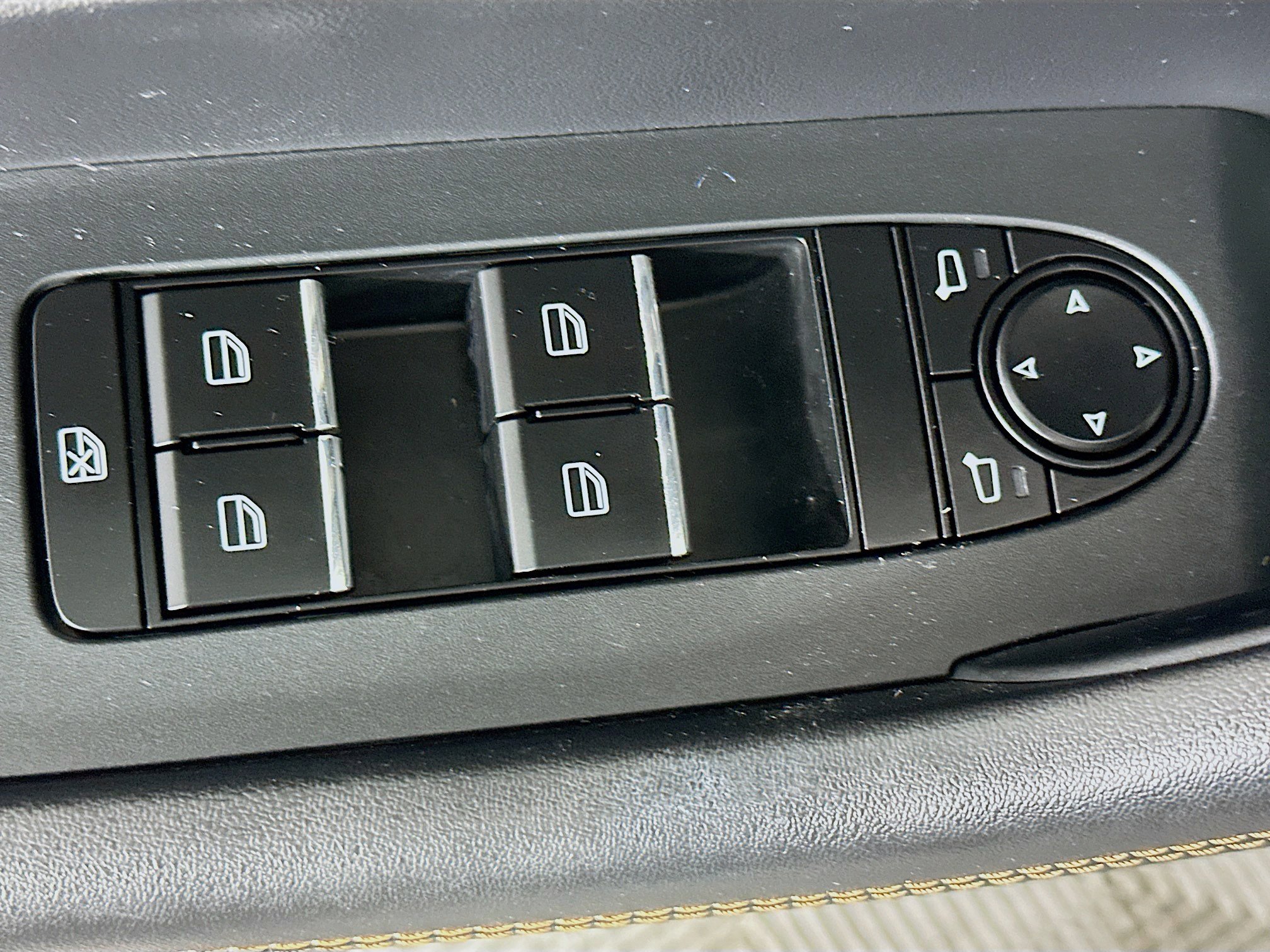 Used 2024 MAZDA CX-90 Plug-In Hybrid w/ Premium Pkg image 15