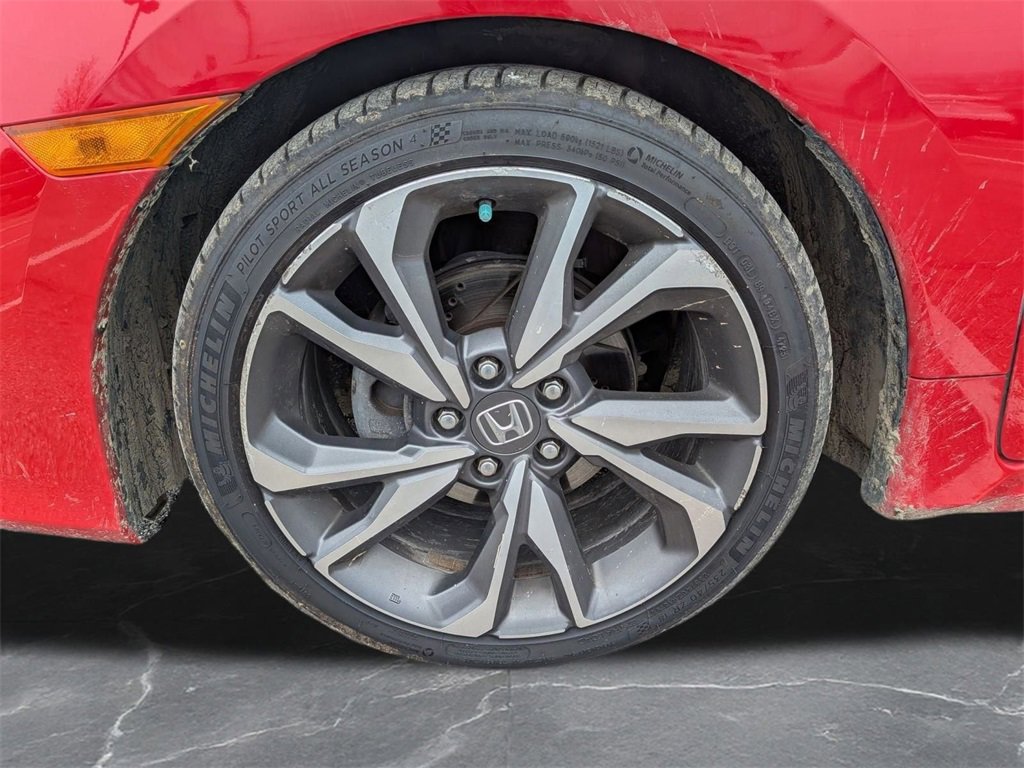 Used 2019 Honda Civic Touring image 32