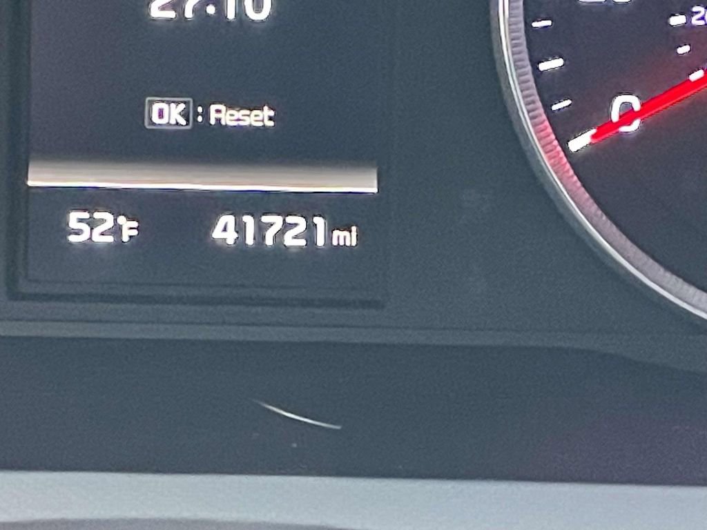 Used 2023 Kia K5 GT-Line image 39