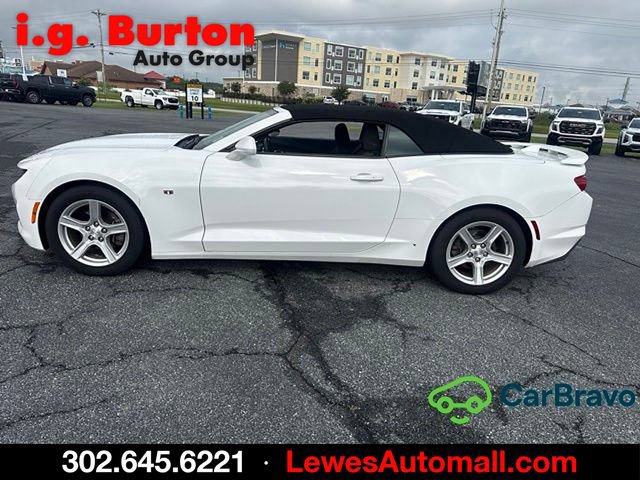 Used 2020 Chevrolet Camaro LT RWD image 6