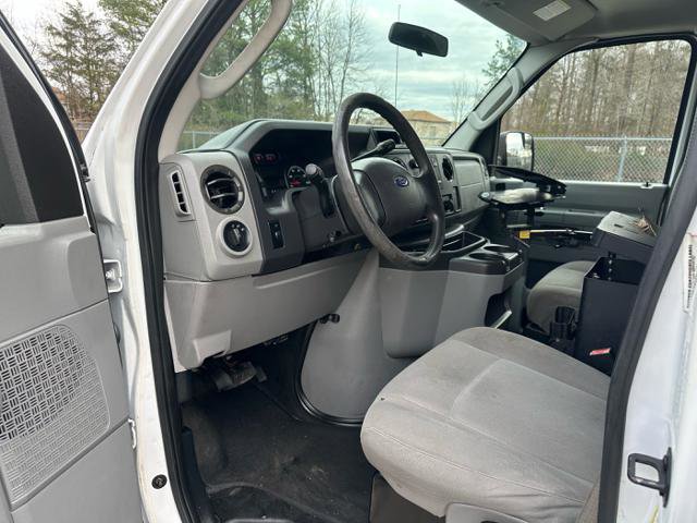 Used 2012 Ford E-250 and Econoline 250 w/ PWR Group image 22
