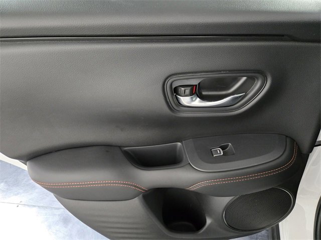 Used 2025 Honda HR-V Sport image 18