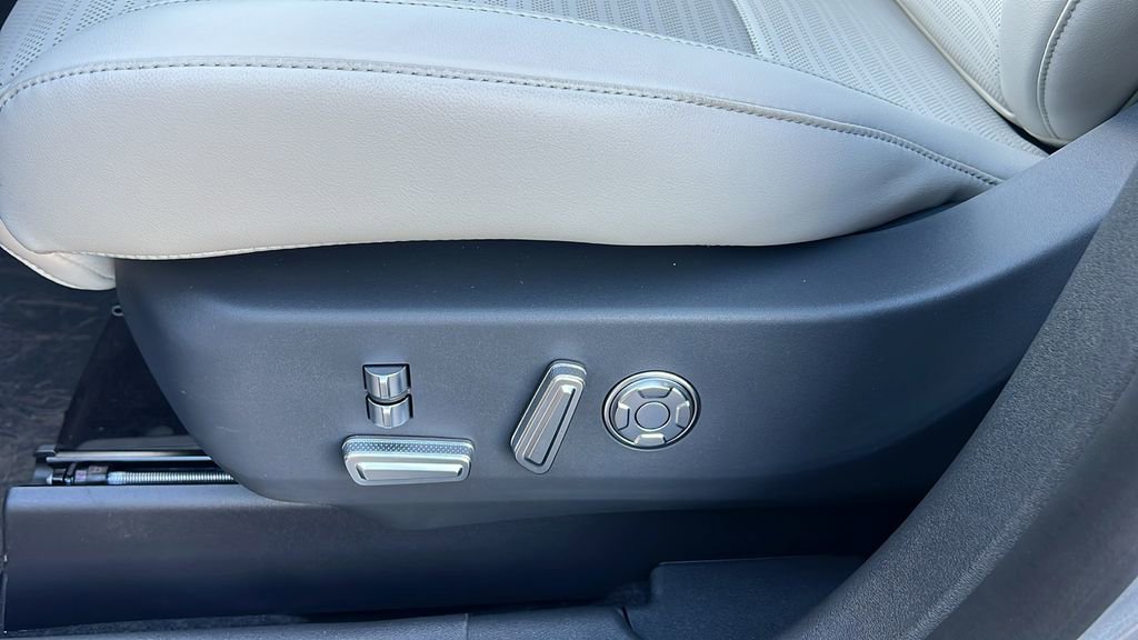 New 2026 Lincoln Nautilus Reserve image 14