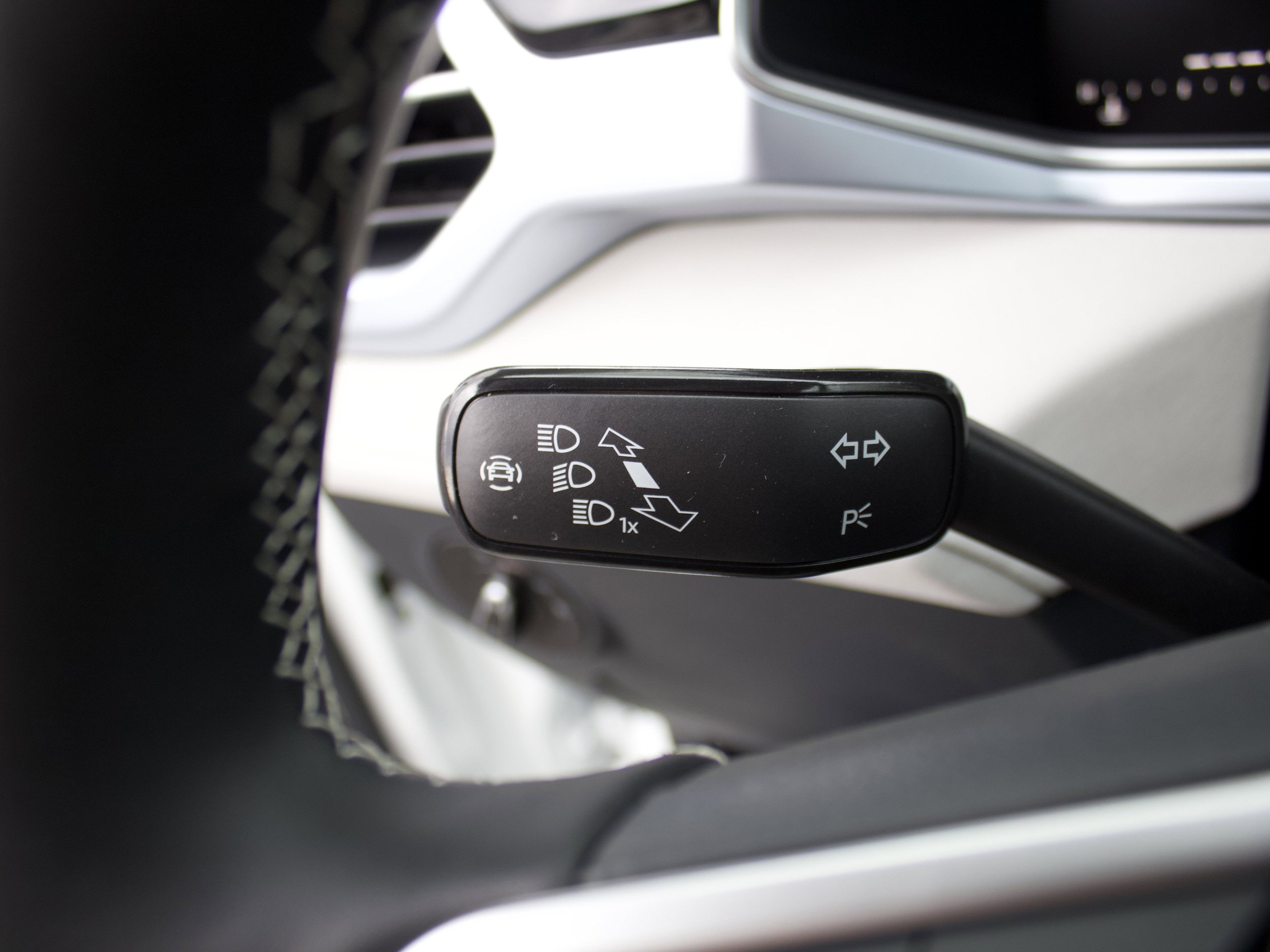 New 2026 Volkswagen Taos SE AWD/4WD image 19