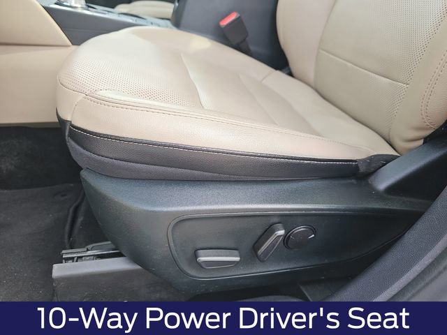 Used 2022 Ford Escape SEL w/ Technology Package image 19